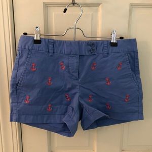 Vineyard Vines women’s embroidered anchor shorts